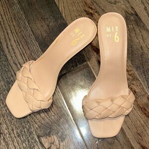 Mix No 6 nude slide on sandals, size 8